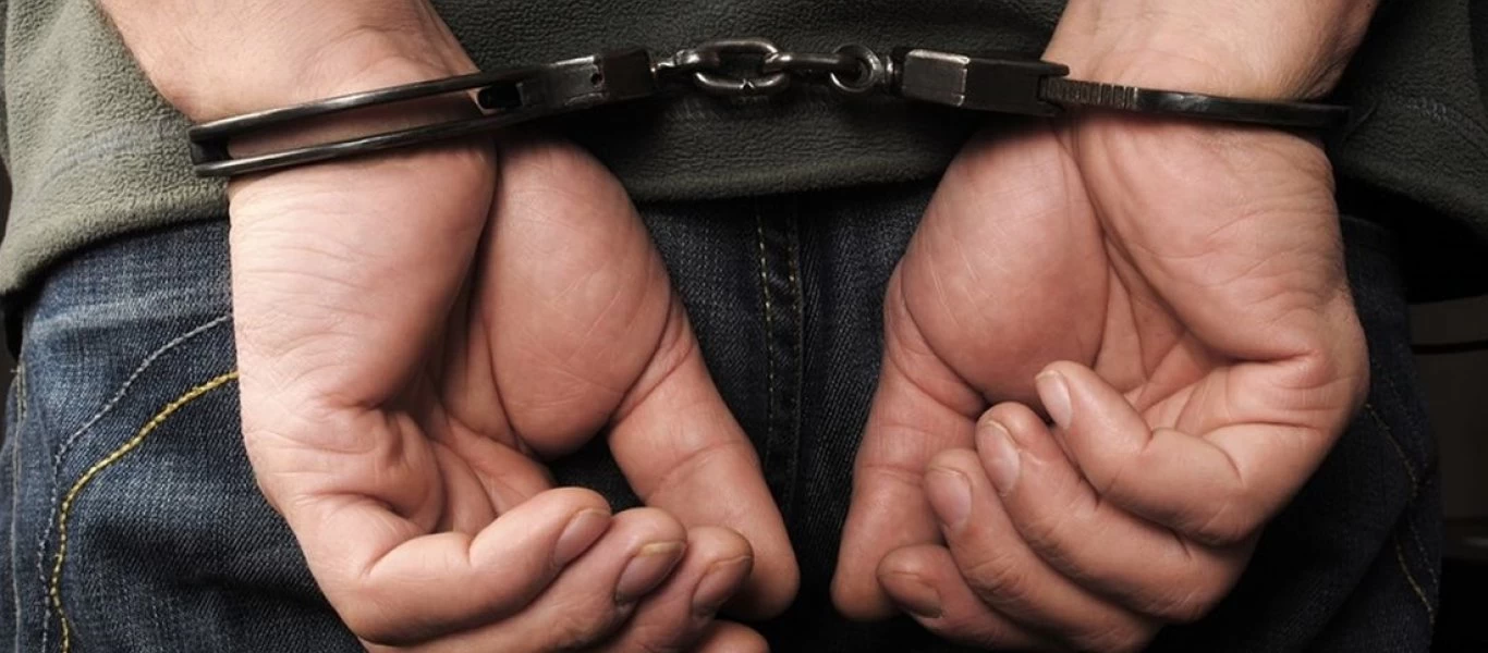 Ηράκλειο: Συνελήφθη 32χρονος για διακίνηση πορνογραφικού υλικού - Είχε φωτογραφίες ανήλικων αγοριών με εσώρουχα